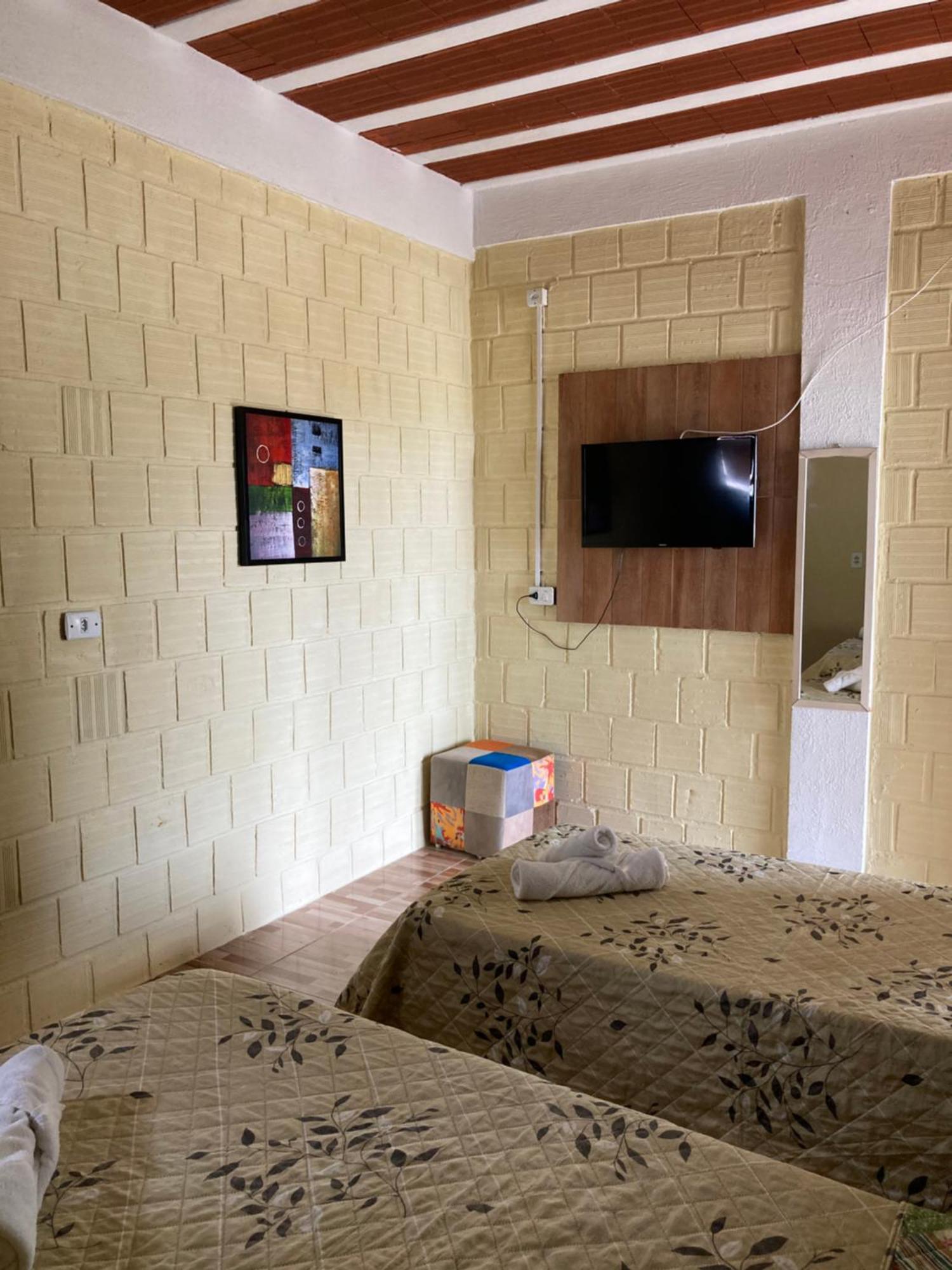Hotel Pousada Vitoria à Pitimbu  Extérieur photo